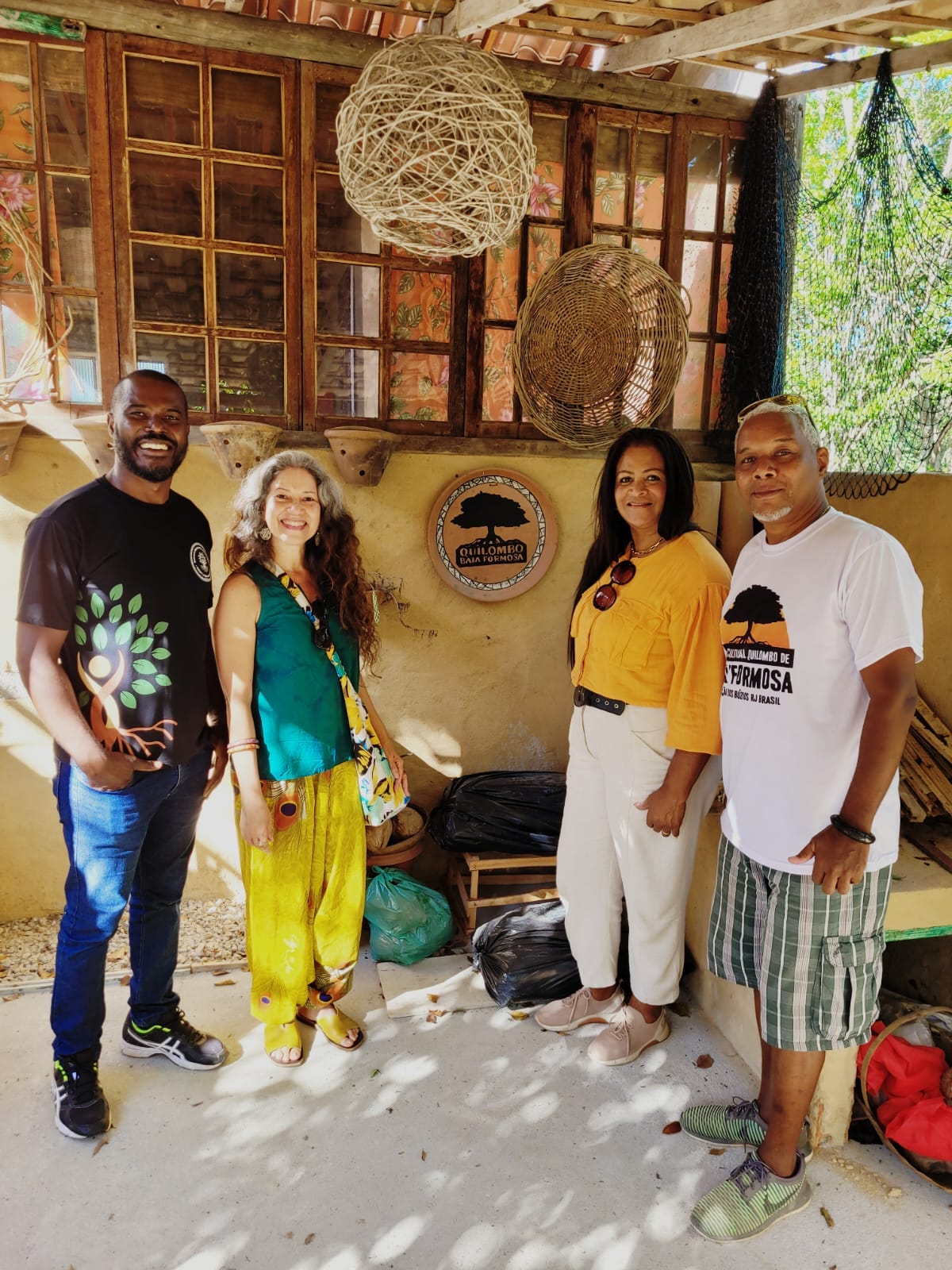 Educação de Búzios realiza visita técnica ao Quilombo da Baía Formosa