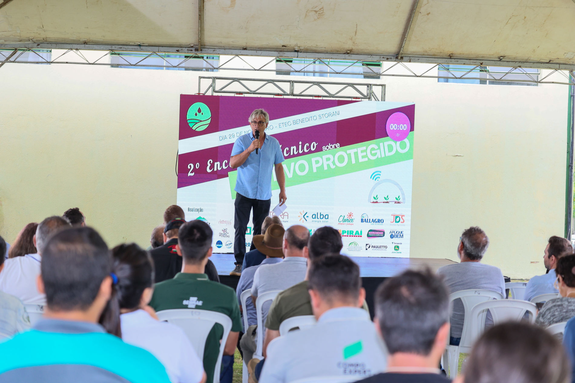 2º Encontro Técnico de Cultivo Protegido reúne produtores rurais e expositores