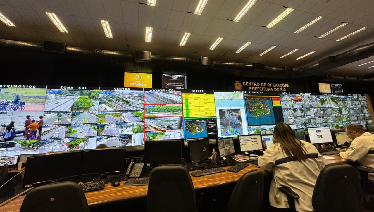 Prefeitura do Rio mantém previsão de chuva forte e orienta população a evitar deslocamentos - Prefeitura da Cidade do Rio de Janeiro